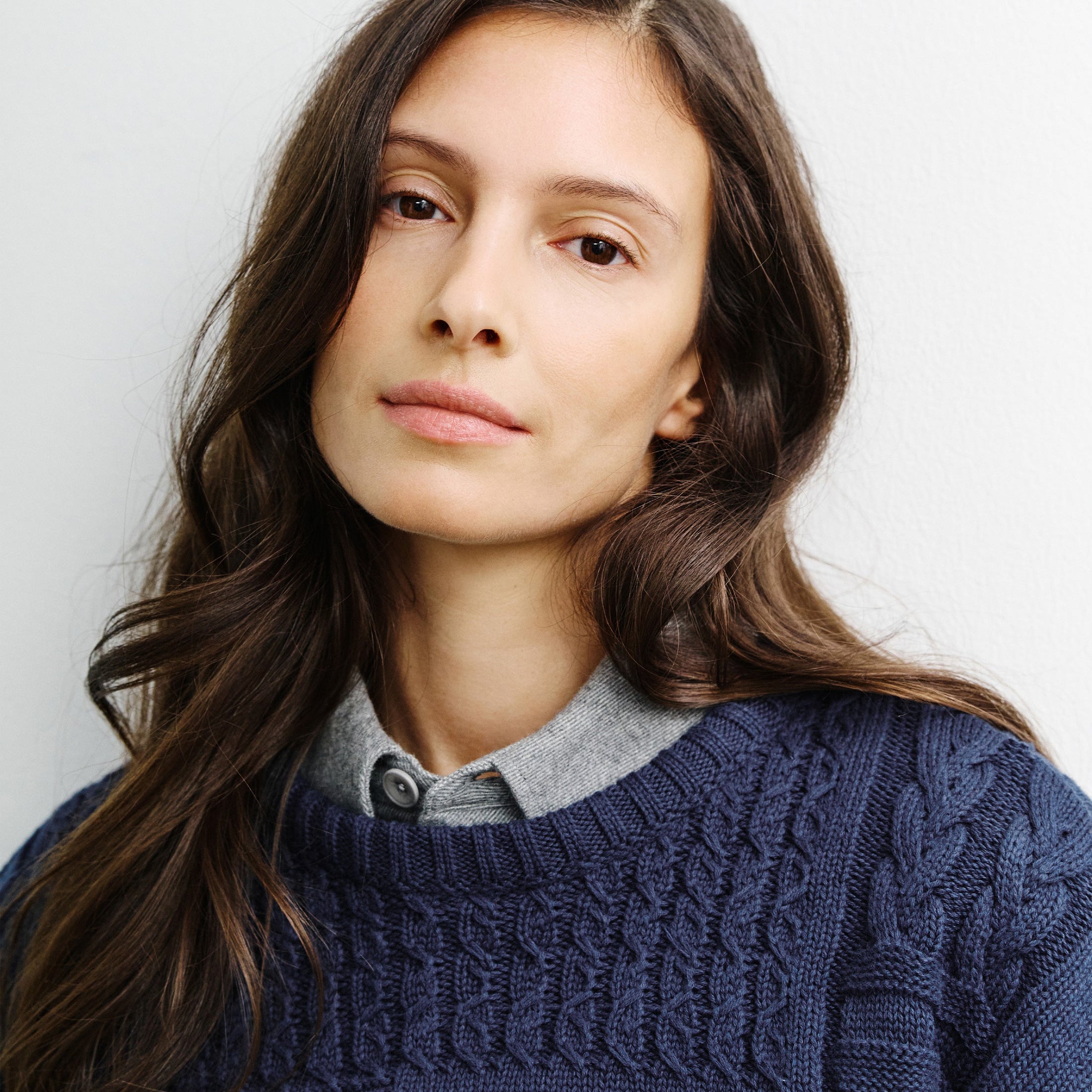 Sweatshirts & Hoods - Women
