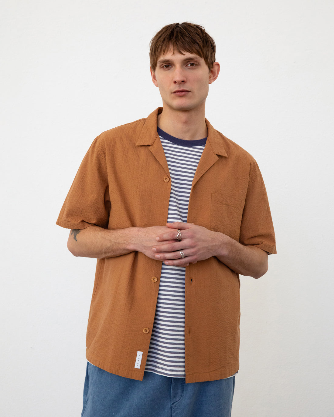 Seersucker Bowling Shirt Bio Baumwolle - Karamel