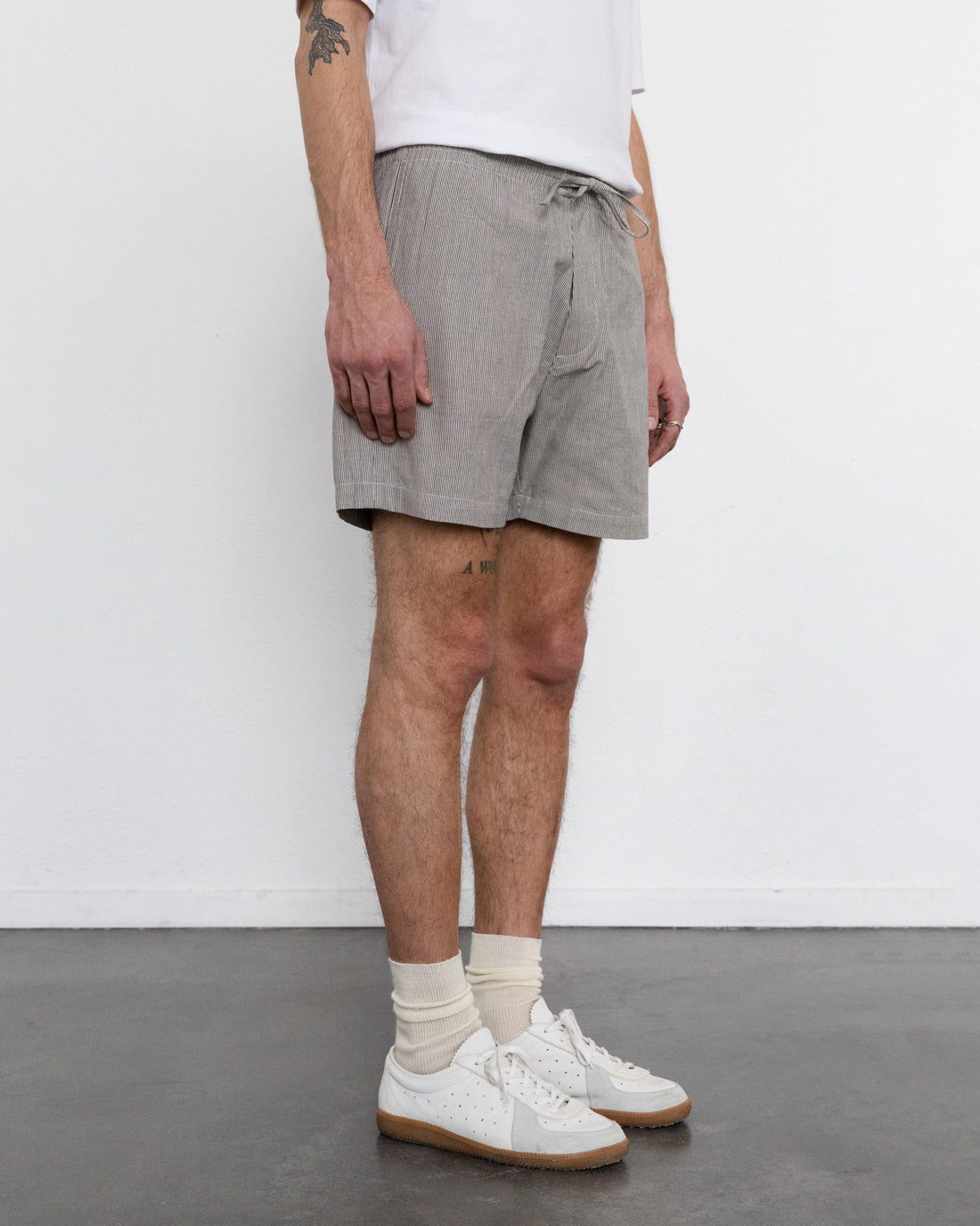 Kurze Hose Bio Baumwolle - Grau Gestreift