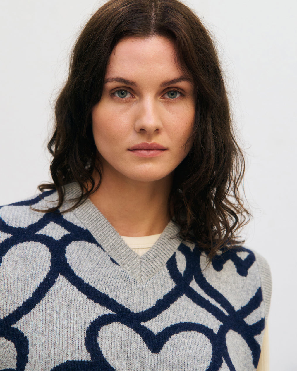 Affection Strick Weste Recycelte Wolle - Hellgrau