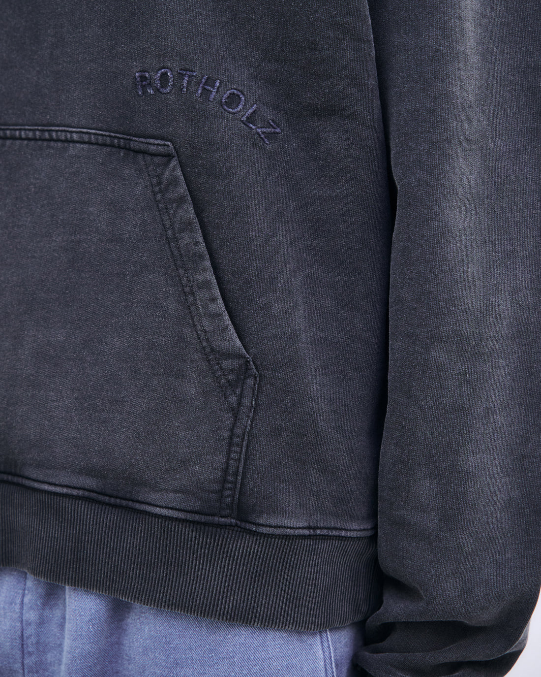 Logo Hoodie Bio Baumwolle - Washed Black